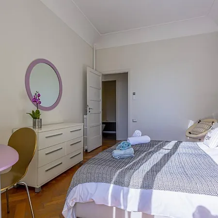 Apartment Victor Hugo - Beautiful - View Over Garden