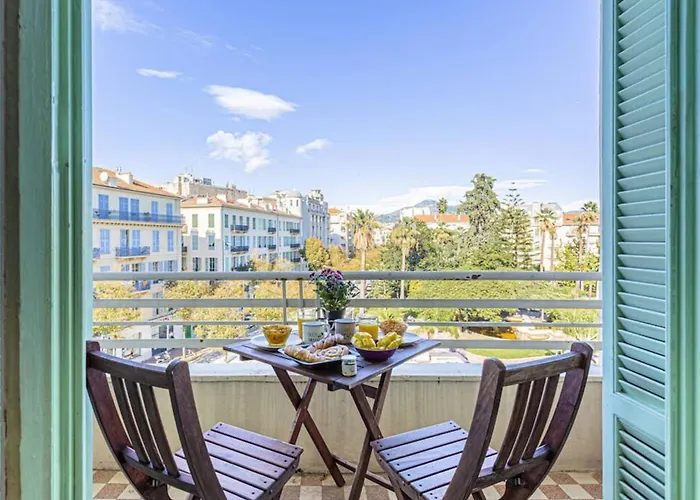 My Casa - Victor Hugo - Beautiful - View Over Garden Daire