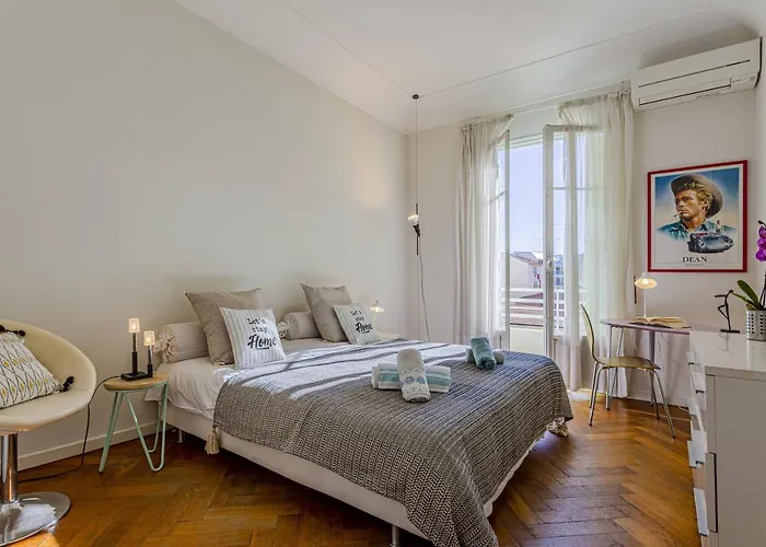 Apartment Victor Hugo - Beautiful - View Over Garden